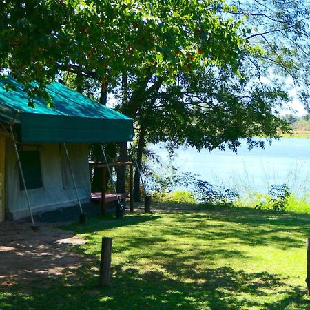 Ndhovu Safari Lodge Mahango 외부 사진